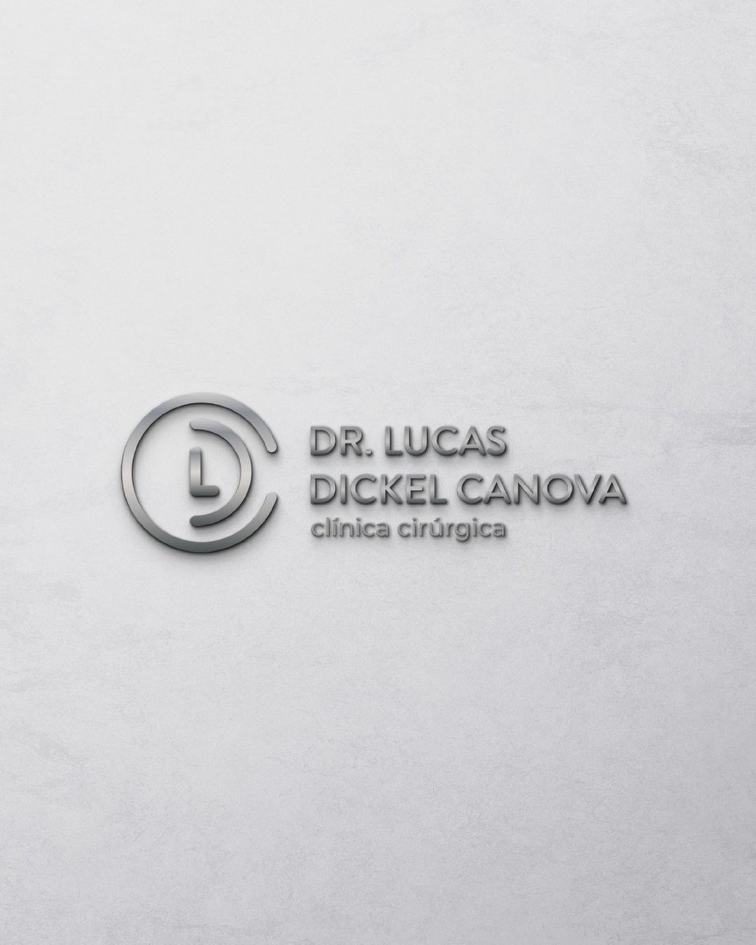 Dr. Lucas Dickel Canova