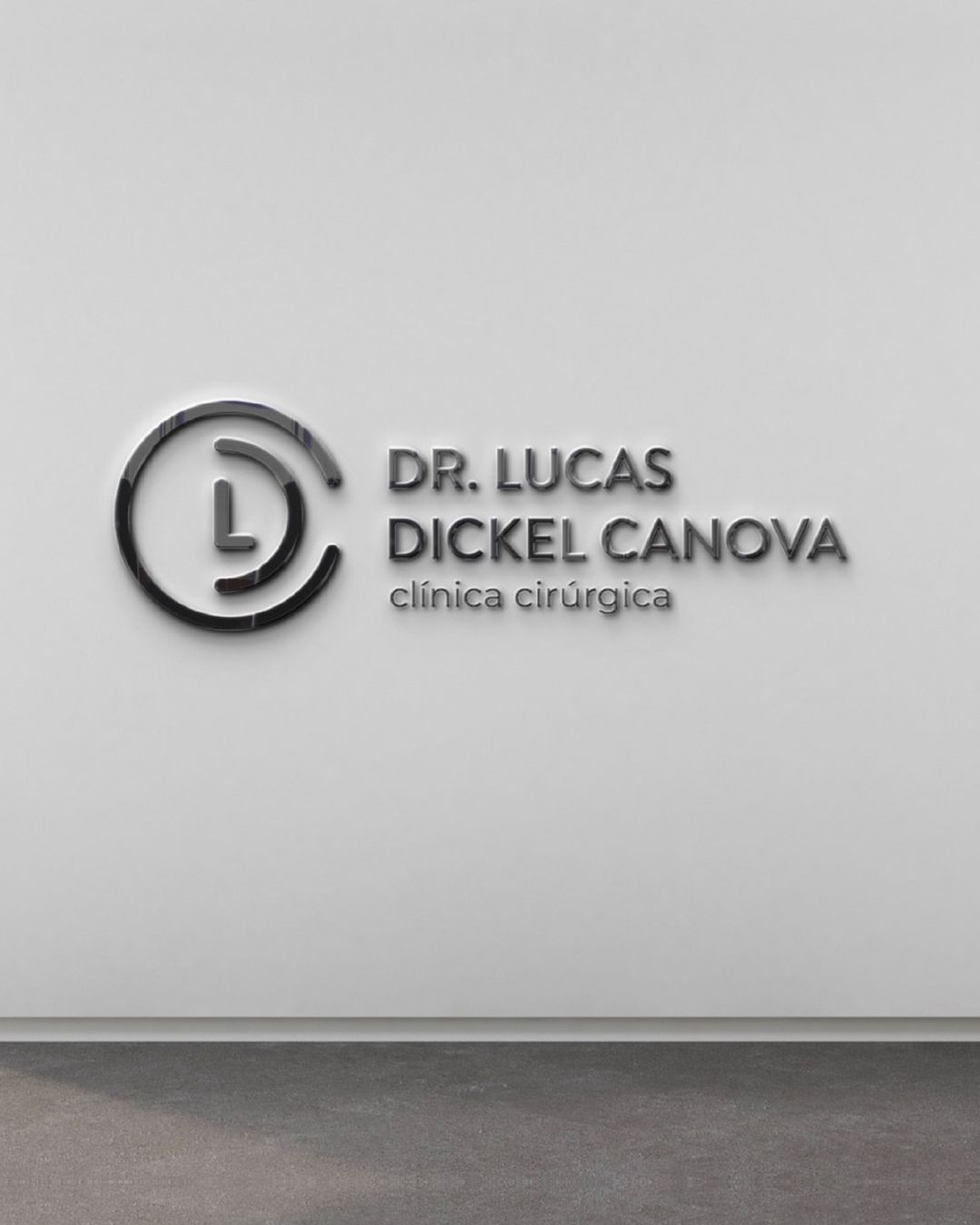 Dr. Lucas Dickel Canova (variação 7)